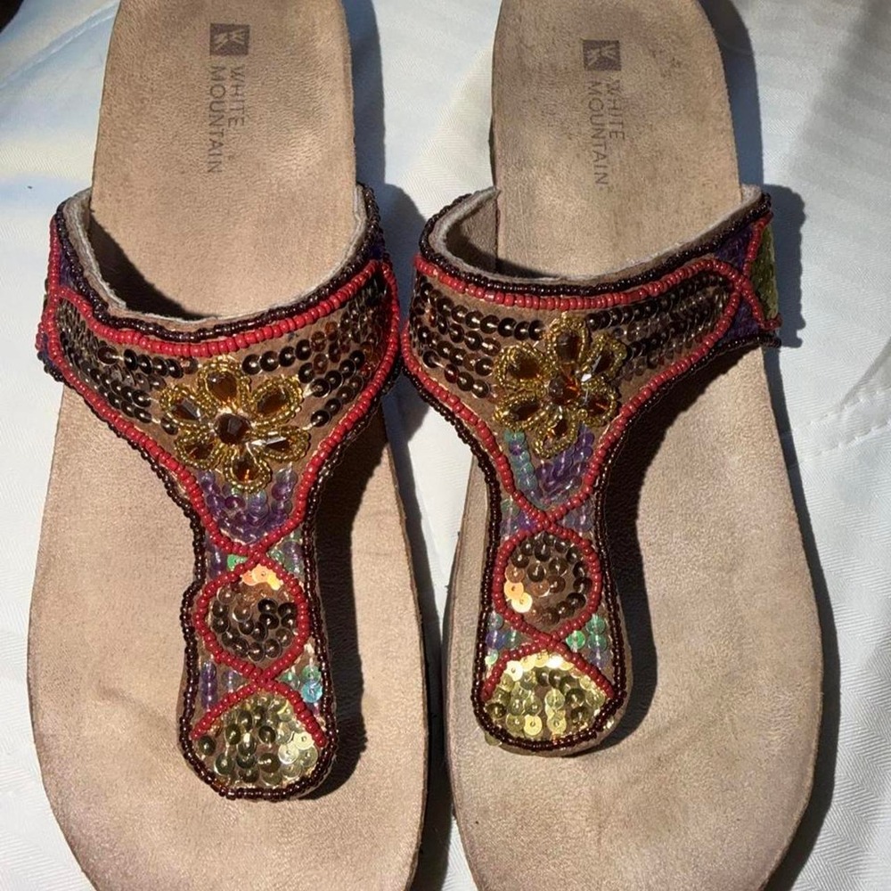 White Mountain Y2K‎ Beaded Sequin Boho Thong Sandals Size 8